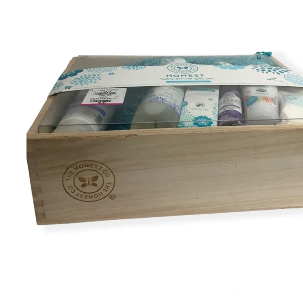 Honest Baby Arrival Gift Set New